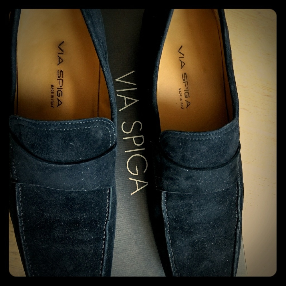 Via Spiga men's black suede shoes. Fit size 9 -9.5